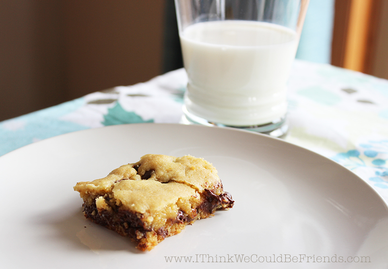 Only 4 ingredients and no measuring! Quick and easy dessert recipe! #chocolate #chip #cookie #bars #dessert #easy #quick #mix #cakemix #fast #simple