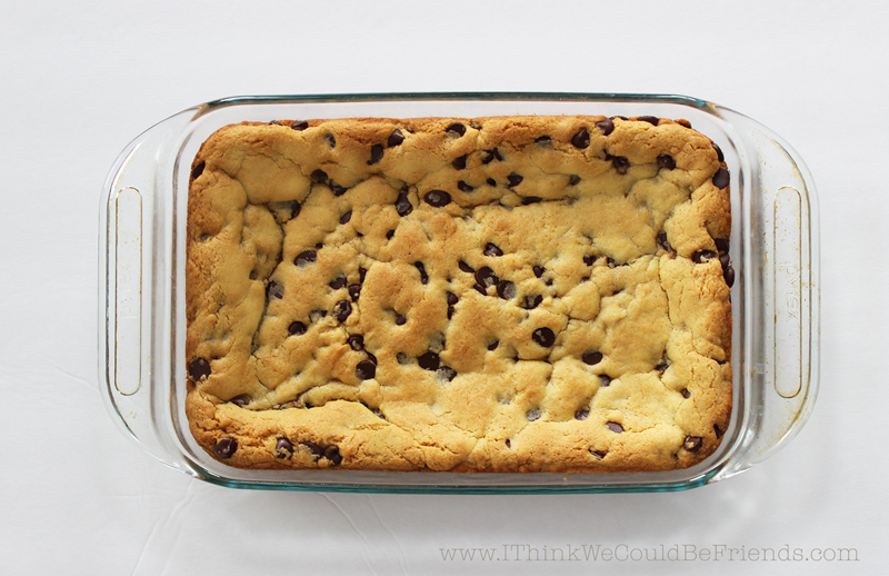 Only 4 ingredients and no measuring! Quick and easy dessert recipe! #chocolate #chip #cookie #bars #dessert #easy #quick #mix #cakemix #fast #simple