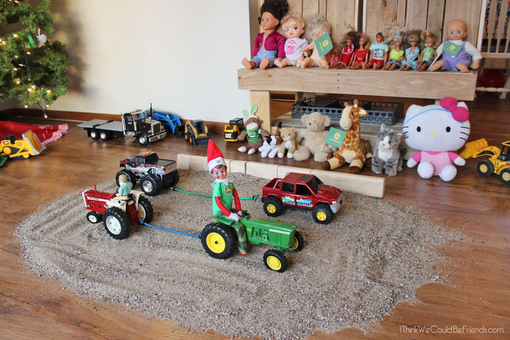 New! 5 Funny Redneck Elf on the Shelf Ideas! These are awesome! #ElfontheShelf #Funny #DIY #Easy #Quick #Redneck #Boys #Ideas