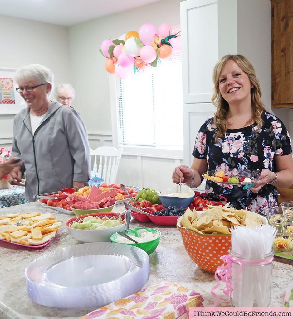 Cheap but TASTEFUL Flamingo Party Decoration Ideas, using ALL items from the Dollar Tree! We hosted a beuatiful Flamingo Baby Shower for my sister that didn't break the bank!!! Everyone LOVED the flamingo theme and especially the DIY Tropical Balloon Garland, includes a FREE printable, too! #flamingo #party #decoration #ideas #free #printable #cheap #easy #baby #shower #bridal #kids