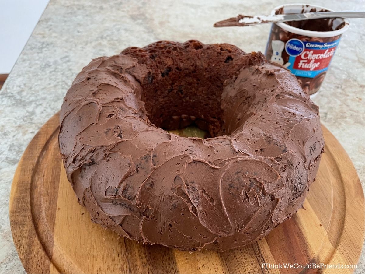 easter nest bundt cake, chocolate icing
