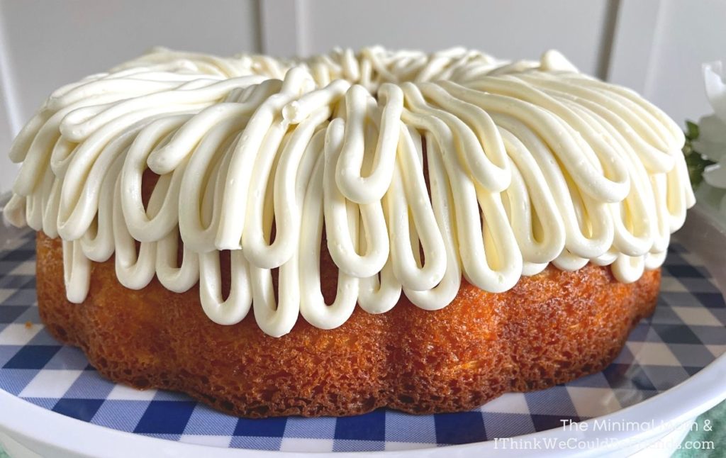 lemon bundt cake with icing